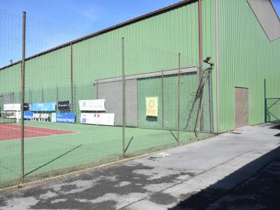 Extérieur du cours couvert