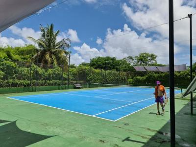 THings to do in koh mak : tennis session