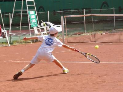 Nathan tout en glissade...