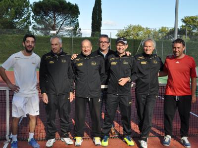 Les seniors 2 avec José, juge-arbitre