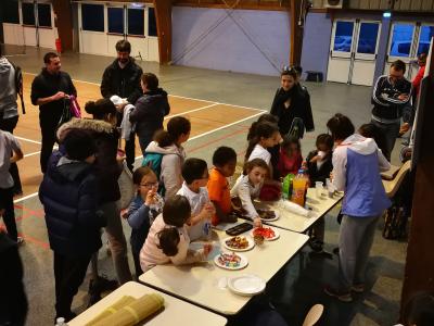 Ecole de Tennis Stage de mai 2019 Le repas moment important